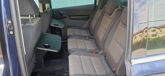 Volkswagen Sharan 2.0 tdi 7 miestne - 9