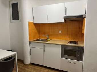 Prenájom bytu staré mesto Bratislava bez depozitu - 9