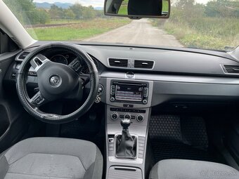 VW Passat Variant 2012 - 9