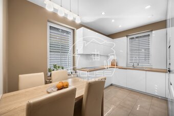 PREDAJ:rodinný dom,bazén,sauna,,BAIV Záhorská Bystrica - 9