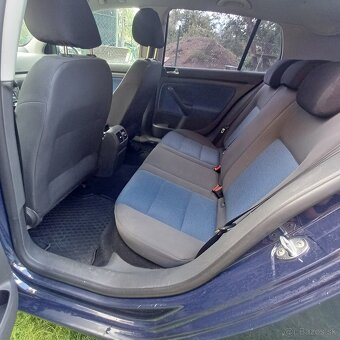 Volkswagen Golf 5 1.4 benzín - 9