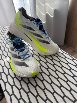 bežecké tenisky alphafly 3 a Adidas adizero Prime X 2 Strung - 9