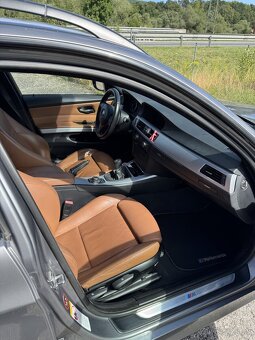 BMW e91 330d - 9