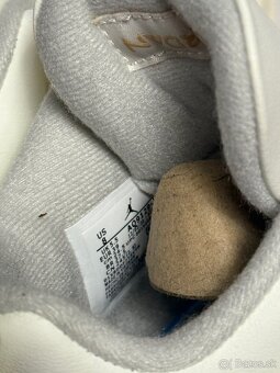 Jordan 4 Metalic Gold 39 - 9