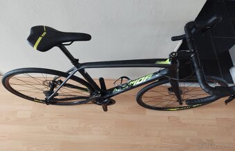 Cestny karbonovy bicykel Merida Scultura 4000 Disc - 9