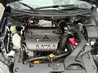 Mitsubishi Lancer 1.8 - 9