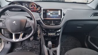 Predám Peugeot 208 1.2 benzín - 9