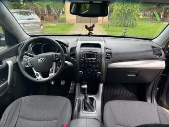 KIA Sorento AWD - 9