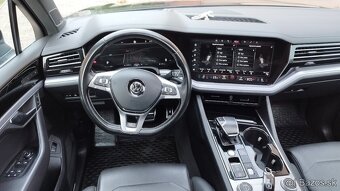 Volkswagen Touareg ,R line,3,0 TDI ,210kw.full výbava, - 9