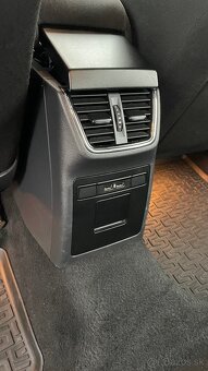 Škoda Octavia Combi 1.6 TDI 115k Style 2018 - 9