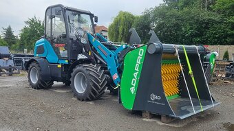 kolový nakladač, kloubák, motor 50 Hp - 9