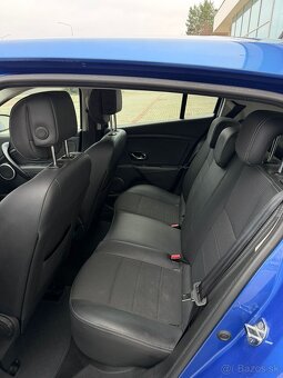 Renault Mégane 1.2 TCe – 55 tis. km | NOVÁ STK | veľký servi - 9