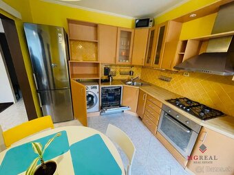 Na predaj 3-izbový veľkometrážny byt – Partizánske, 77 m² + - 9