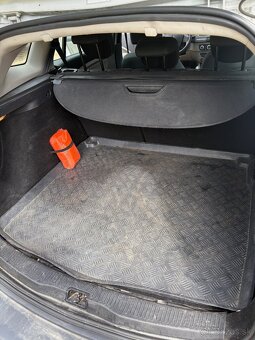 Renault Megane 1.5 dCi (r.v.2011) - 9