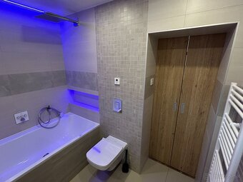 PRENÁJOM MODERNÝ RODINNÝ 3 IZBOVÝ DOM VAJNORY, KONCOVÁ UL., - 9