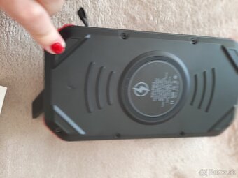 Power banka na nabíjanie viacerých zariadeni - 9