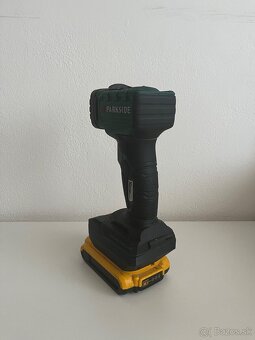Predam adapter z Dewalt baterie na Parkside x20team náradie - 9