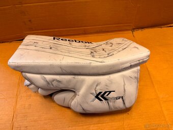 SET LAPAČKA A VYRÁŽEČKA CCM AXIS 2 /REEBOK - 9