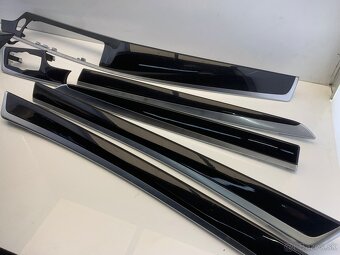Piano / čierny dekor bmw f10 f11 - 9