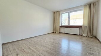 Prenájom zariadený 3. izb. byt, 75 m2, 29. augusta, Handlová - 9