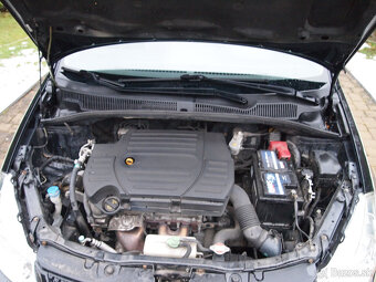 Suzuki  SX4  1,6i  4X4 - 9