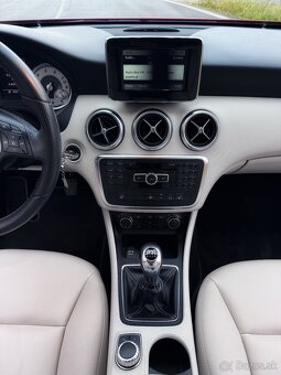 Mercedes-Benz A 180 1.6 (90 kW) / 2013 / 64 052 km - 9