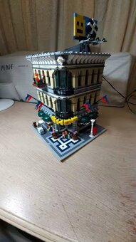 Grand Emporium 10211 - 9