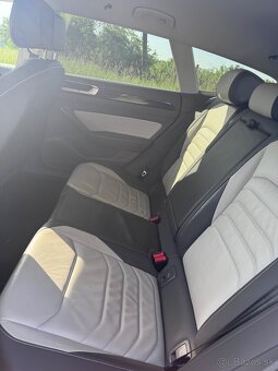 Volkswagen Arteon - 9