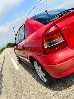 Opel Astra G 1.6 16V - 9