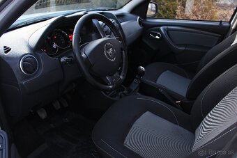 Dacia Duster 1.5 dCi 4x4,Ťažné, Klíma, STK/EK 2/2027, Folie - 9