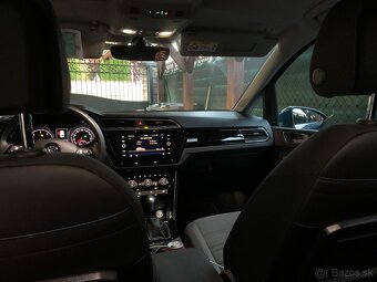 Predám VW Touran 2,0 TDi, automat - 9