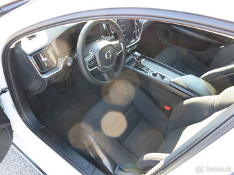 Volvo V60 D3 Momentum A/T - DPH - 9
