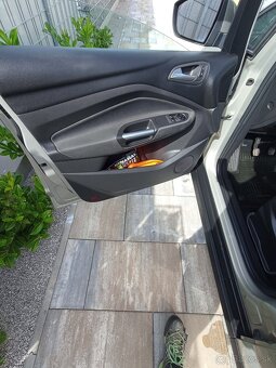 Ford C max - 9
