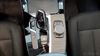 BMW X3 30i 185kW x Drive AT, 1. majiteľ, kúpené v SR - 9