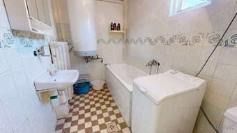 PREDAJ – STARŠÍ TEHLOVÝ RODINNÝ DOM V HRNČIAROVCIACH NAD PAR - 9