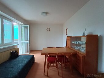 Zlaté Moravce na predaj poschodový dom blízko centra - 9