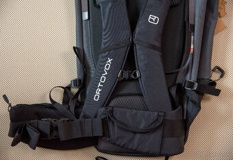 ORTOVOX Peak Light 32 - turistický / lezecký batoh - 9