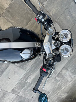 Triumph Thruxton 1200 R - 9