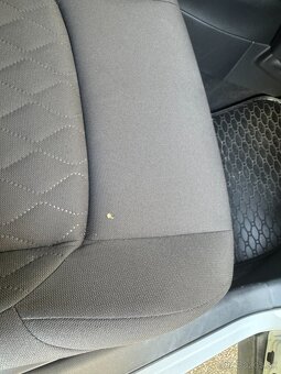 Toyota Corolla Cross 2,0 STYLE - 9