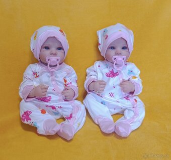 Realistické bábätká dvojičky Danka a Janka - 9