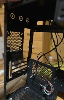 Zalman T4 - PC skriňa - REZERVOVANÁ - 9