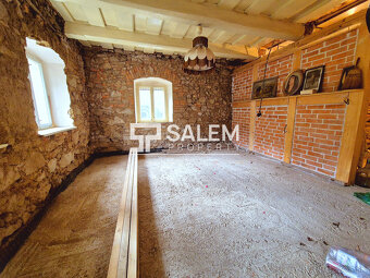 REZERVOVANÉ. Rodinný dom blízko centra Banskej Štiavnice - 9