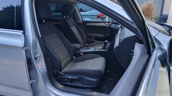 VW Passat Variant 2.0 TDI 110kW DSG LED 10/2020 - 9