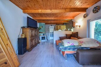 CHATA NA CELOROČNÉ BÝVANIE BLÍZKO KOŠÍC, GEČA, KOŠICE-OKOLIE - 9