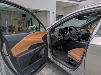 Lexus RX 450H+ Prestige Top, A/T, 227kW, v záruke - 9