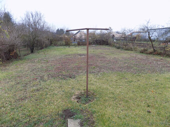 Na predaj chalupa v obci Kuraľany s garážou , pozemok 1536 - 9