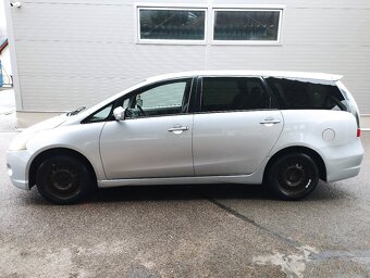 Mitsubishi grandis - 9