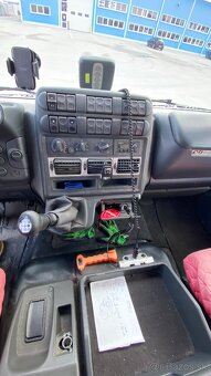 IVECO EuroCargo 120E25 - 9