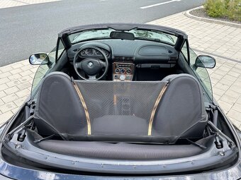 Bmw z 3.0i facelift manual - 9