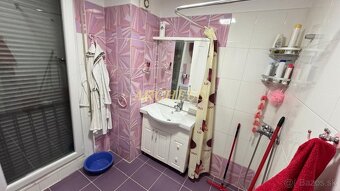 3 izbový apartmán v 1.línií na pláži v Albánsku, 97m2 - 9